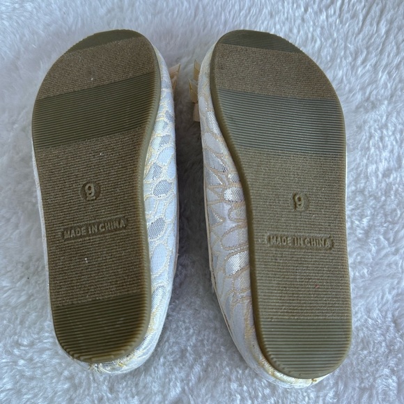 Gap girls ballet flats size 9 - Picture 6 of 7